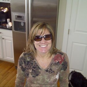 Meet your Posher, Carol